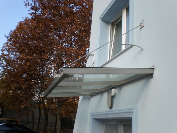 Staklene ograde — izvedeni rad 9